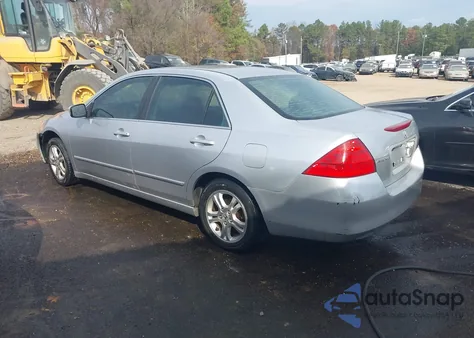 2006 Honda Accord Sdn 2.4 Ex/Ex z USA, uszkodzony, nr VIN 1HGCM56726A045576